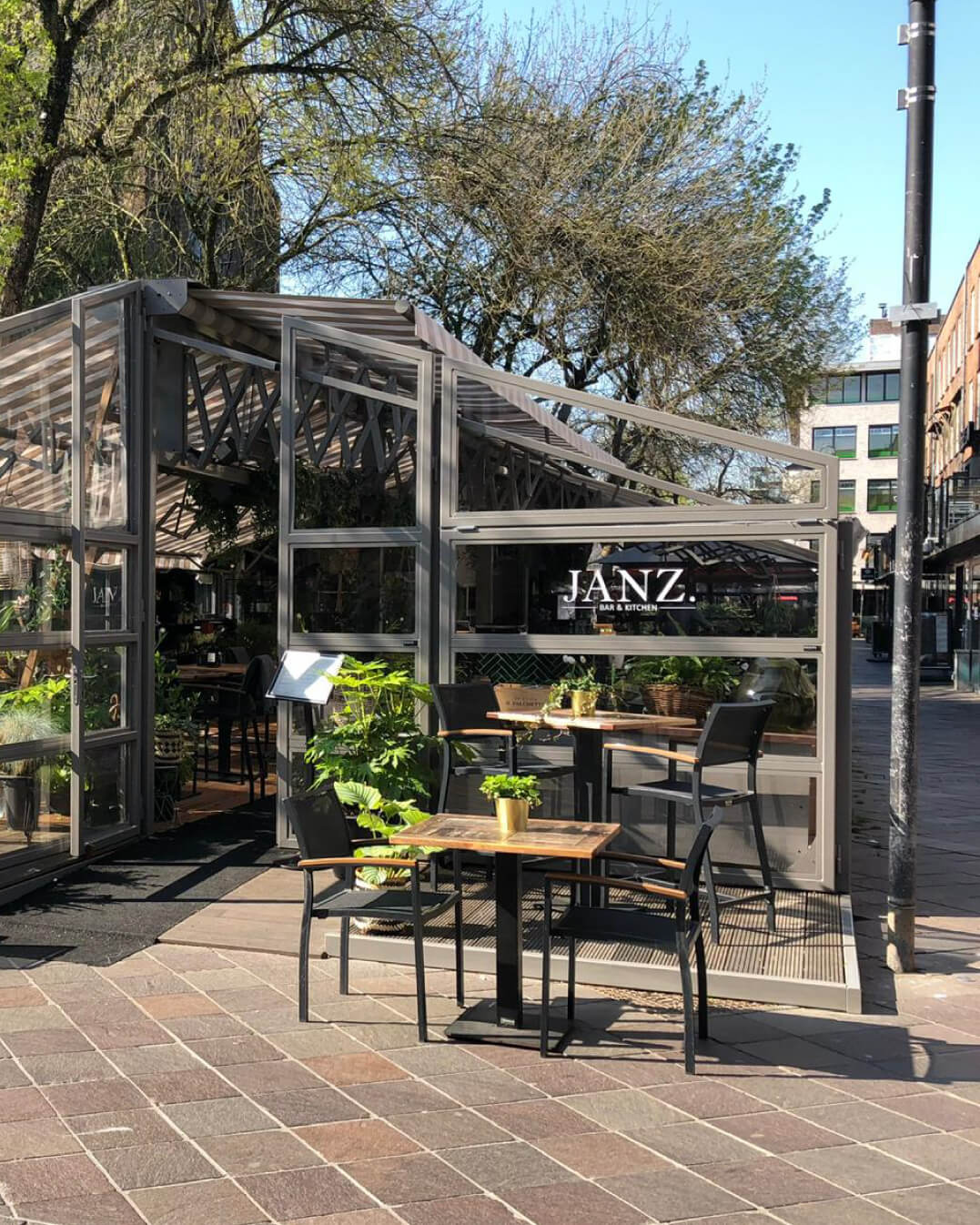 JANZ_Website_Home-1c